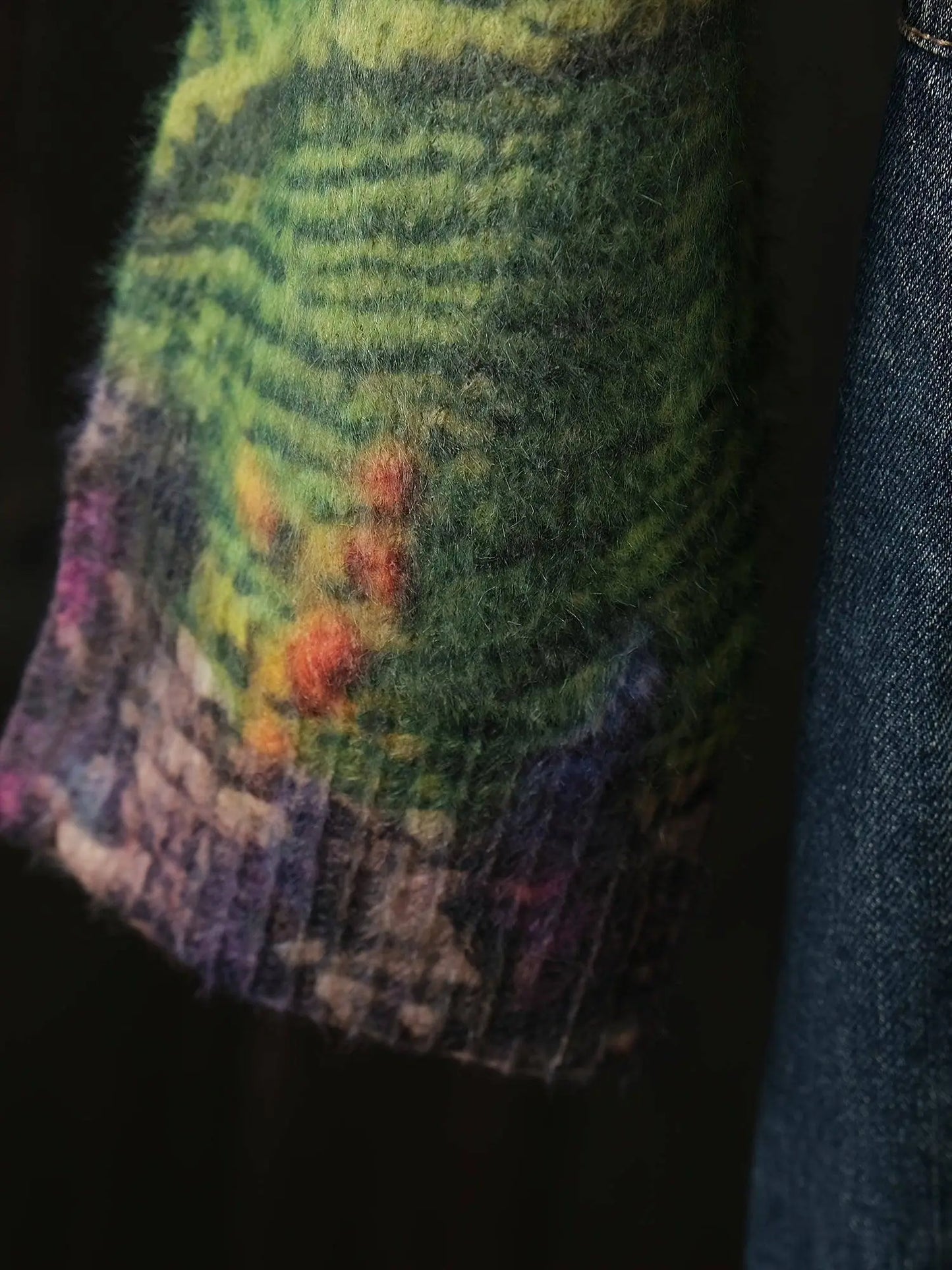 Cozy Plus Size Cartoon Print Knit Sweater - Warm, Stretchy Crew Neck Pullover for Women, Perfect for Fall/Winter SS69