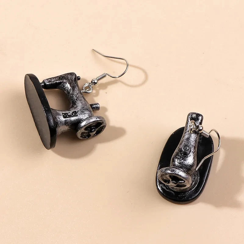 Personalized Old Item Earrings Telephone TV Iron Radio Retro Chinese Style Earrings Jewelry SS69 9.69 1