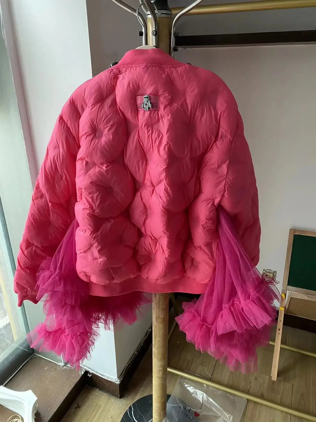 Winter Ruffles Mesh Stitching Rainbow Diamonds Parkas Jacket Gauze Pleated Gemstones Cotton-padded Coat Zippers Crystal Outwear SS69