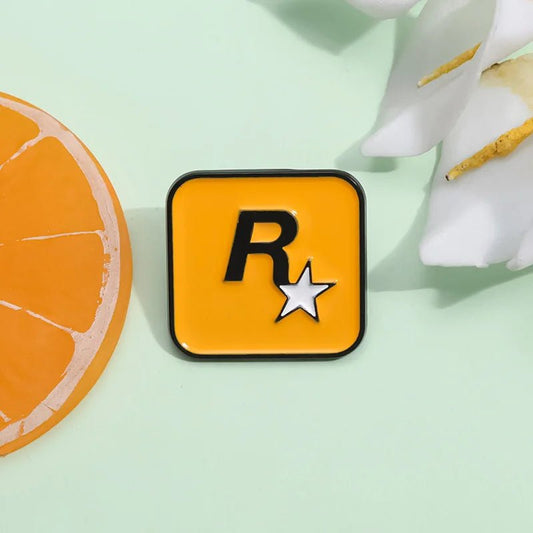 Cartoon English Alphabet R Star Alloy Brooch, Exquisite and Versatile, Simple Brooch, Clothing, Bag and Accessories - SS69