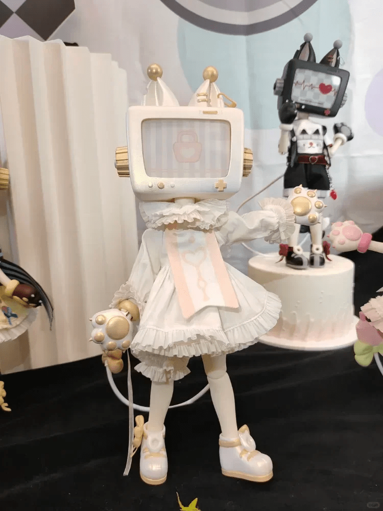 In Stock Ufdoll X Autuna Cat Tv Channel Game Party 1/6 Bjd Movable Joint Blind Box Desktop Sweet And Cute Special Gift Toys - SS69