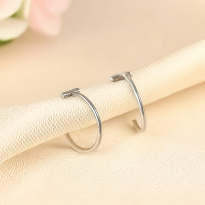 [Punk Lip Rings] 2pcs Fashionable Punk Style Non Piercing Lip Rings In Silvery SS69