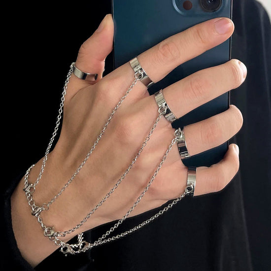 1Pc Ins Style Hiphop Punk Silver Color Ring & Bracelet Combo Five Finger Connected Mitten Rings For Women Daily Wear Or Party SS69 6.69 Hot Stamping
