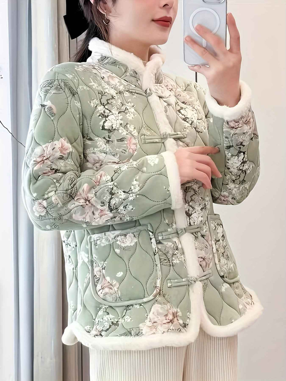 Plus Size, Women's Chinese Style Winter Coat with Cheona Collar (Standing Pronunciation) - Thick Padded Warm Jacket, Retro Button Front, Zipper Back Closure, Machine Washable Outerwear