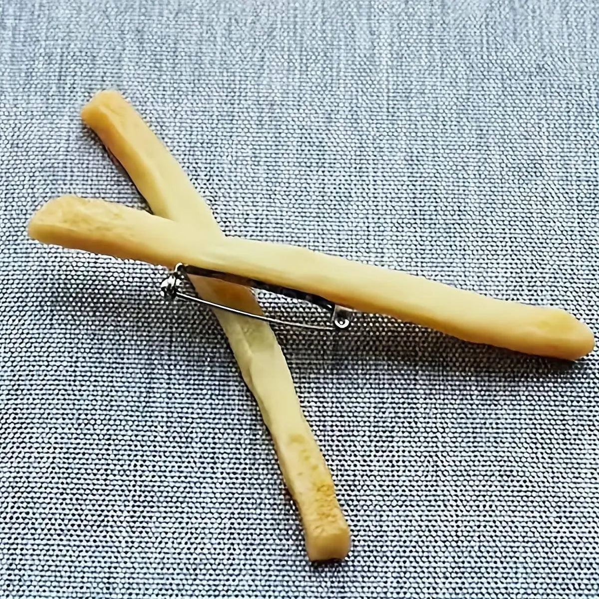 1pc, Delightful Imitation Fries Brooch Pin - Realistic Food Accessory For Clothing Creative Backpack Decor SS69