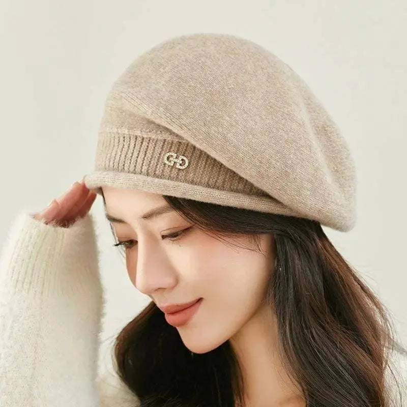 1pc, Women's Stretchy Fleece Beanie Hat with Pocket, Soft and Cozy Acrylic Knit Cap for Autumn and Winter SS69