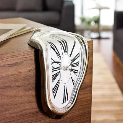 2024 New Novel Surreal Melting Distorted Wall Clocks Surrealist Salvador Dali Style Wall Decororation Home Garden Clock SS69