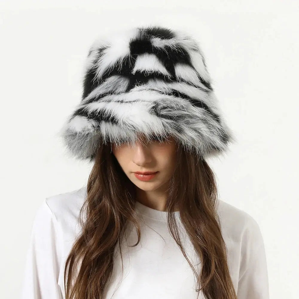 2025 New Winter Warm Faux Fur Bucket Hats For Women Outdoor Caps Soft Fleece Fisherman Cap Fluffy Earwarmer Ski Vacation Hats SS69