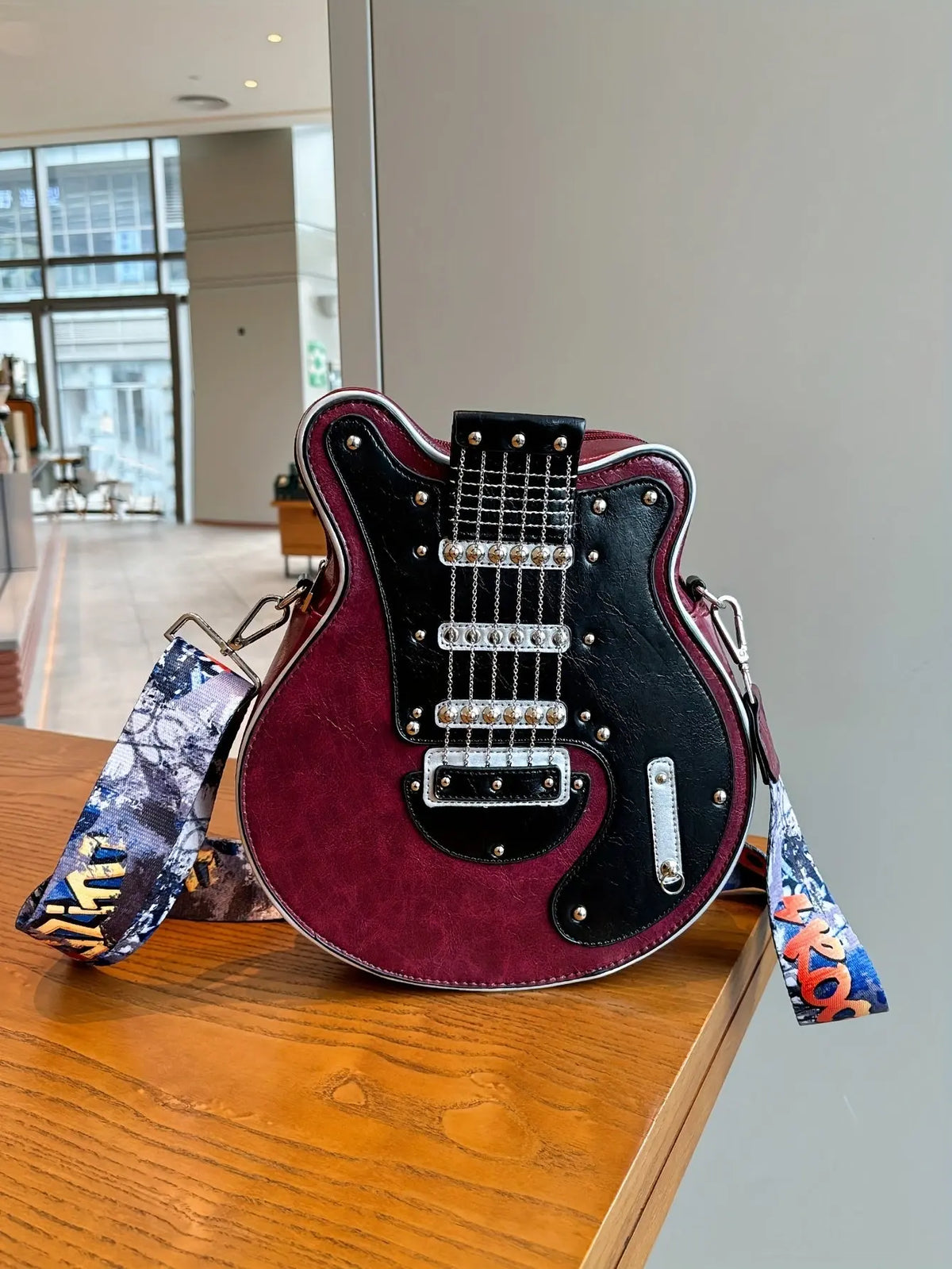 2025 Niche Guitar Shaped Y2K Style Bag, Novelty Crossbody Bag, Rivets Decor Trendy Shoulder Bag - SS69