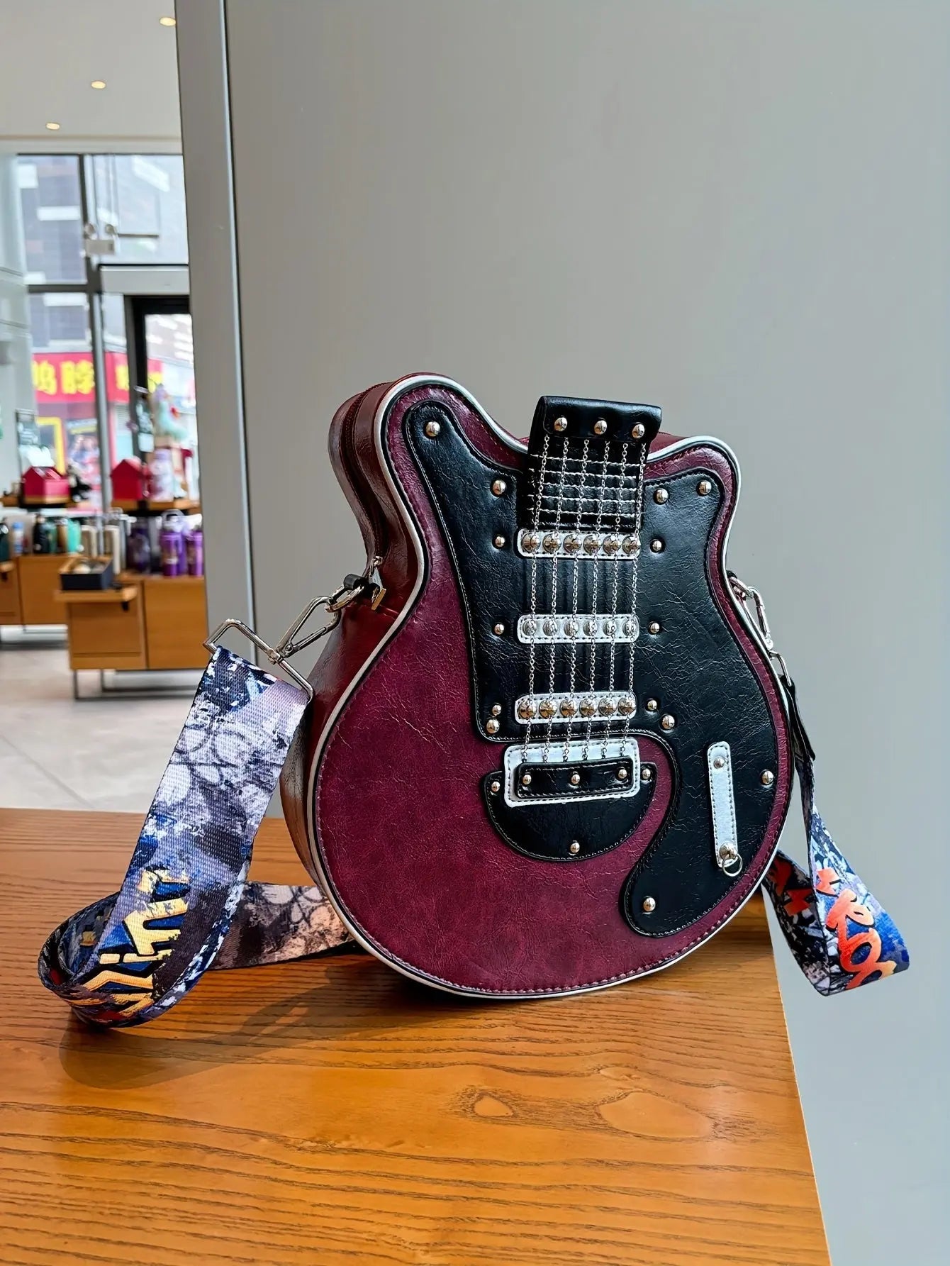 2025 Niche Guitar Shaped Y2K Style Bag, Novelty Crossbody Bag, Rivets Decor Trendy Shoulder Bag - SS69