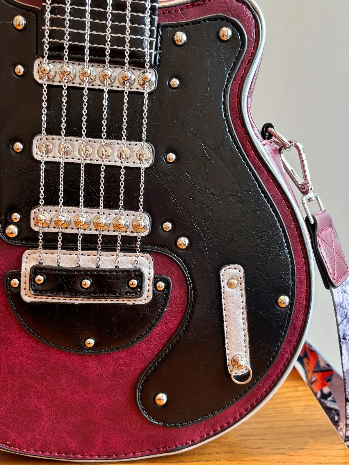 2025 Niche Guitar Shaped Y2K Style Bag, Novelty Crossbody Bag, Rivets Decor Trendy Shoulder Bag - SS69