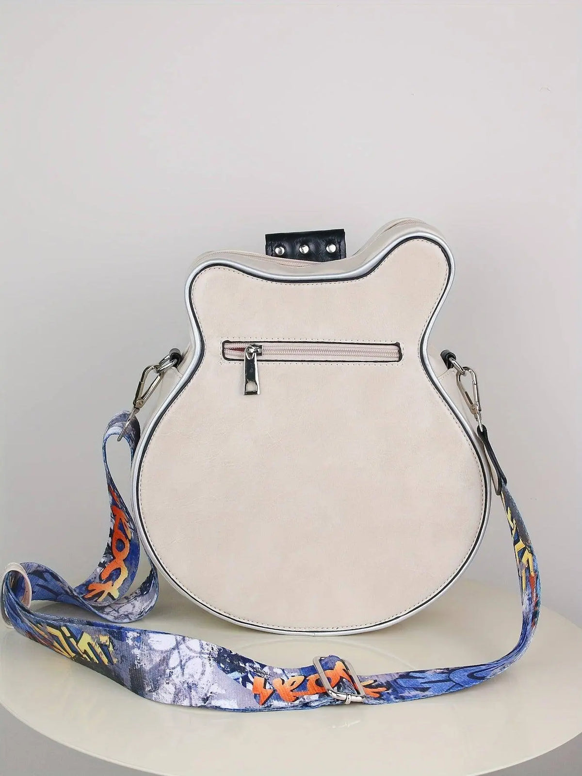 2025 Niche Guitar Shaped Y2K Style Bag, Novelty Crossbody Bag, Rivets Decor Trendy Shoulder Bag - SS69