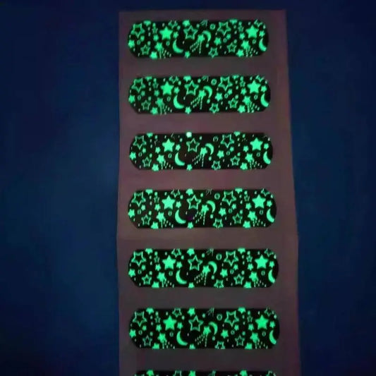 20pcs Cartoon Noctilucent Band Aid Luminous Sticking Plaster Night Glow Wound Dressing Patch Adhesive Bandages Woundplast SS69