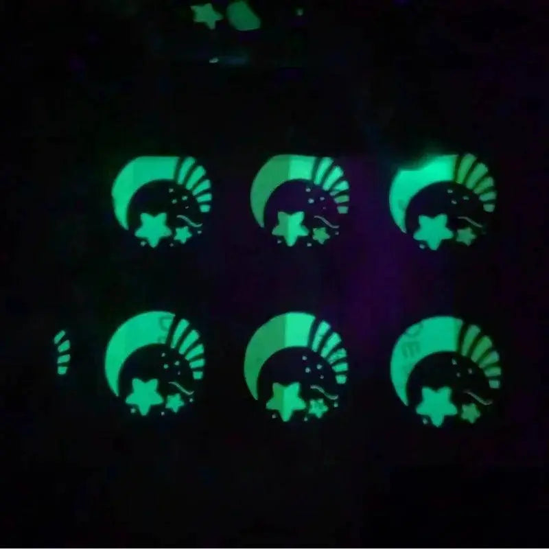 20pcs Cartoon Noctilucent Band Aid Luminous Sticking Plaster Night Glow Wound Dressing Patch Adhesive Bandages Woundplast SS69