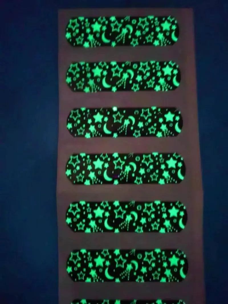 20pcs Cartoon Noctilucent Band Aid Luminous Sticking Plaster Night Glow Wound Dressing Patch Adhesive Bandages Woundplast SS69 9.69 Type A luminous