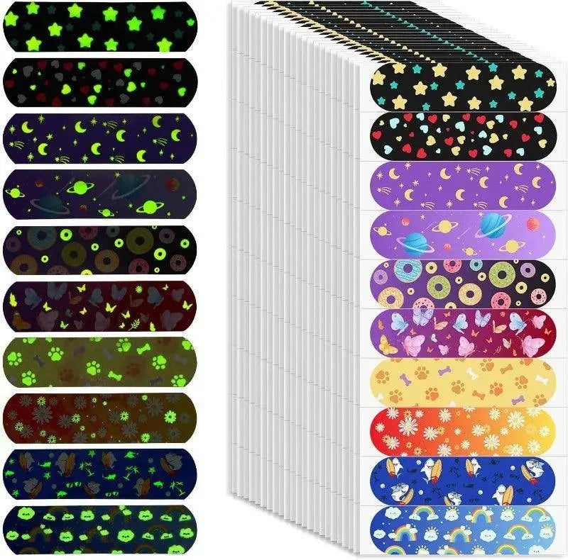 20pcs Cartoon Noctilucent Band Aid Luminous Sticking Plaster Night Glow Wound Dressing Patch Adhesive Bandages Woundplast SS69