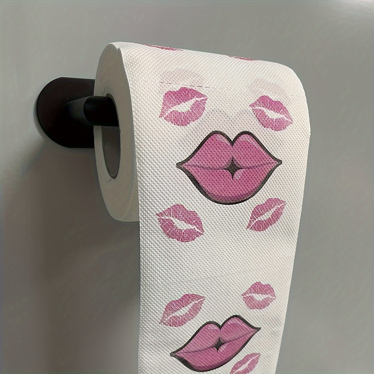 1pc Fun Red Lips Pattern Toilet Paper - 3-Ply, Bleach-Free Wood Pulp Roll for Home Cleaning & Unique Gift Idea SS69
