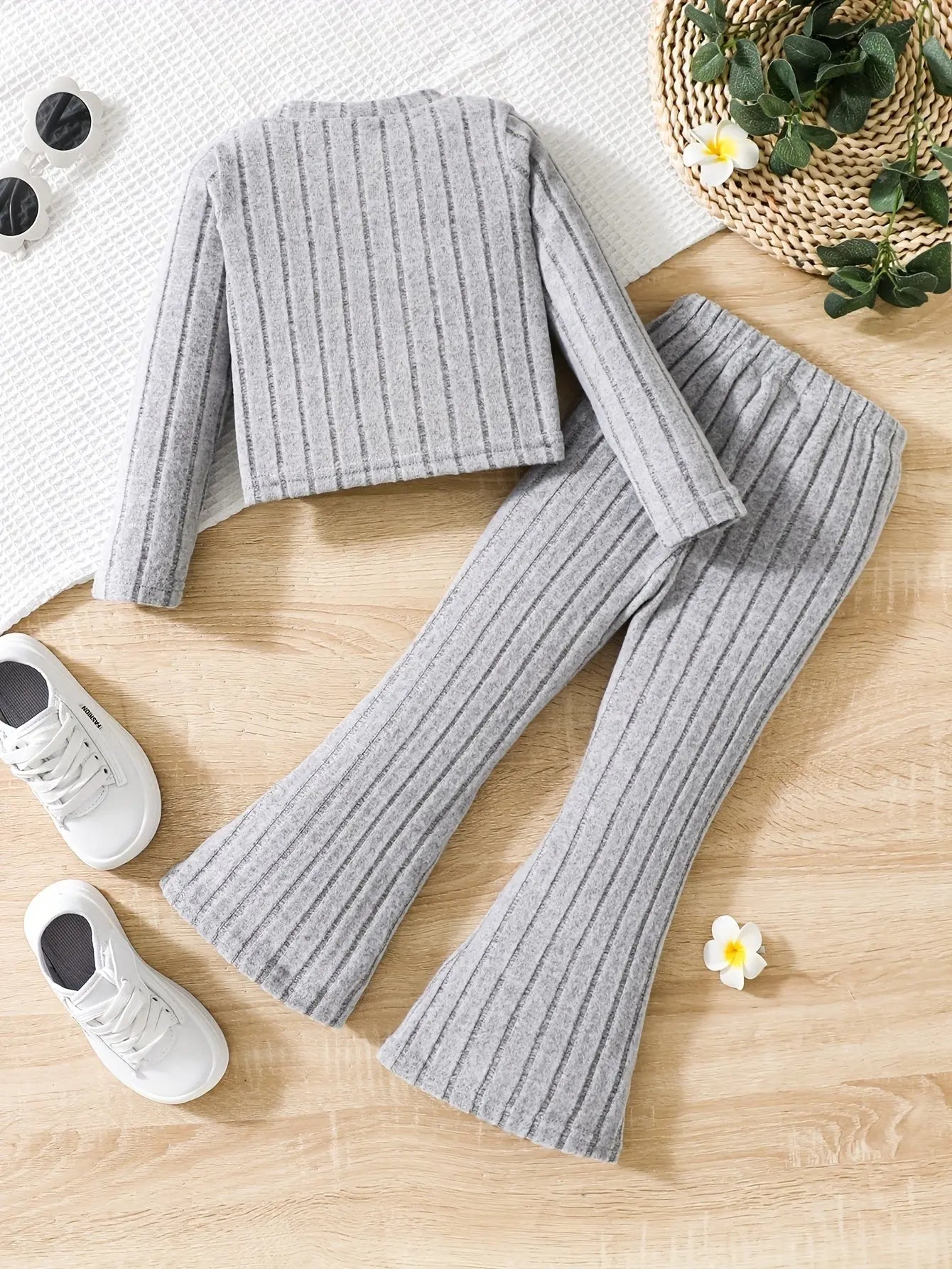 2pcs Toddler Girls Ribbed Outfits Crew Neck Long Sleeve Pullover Top + Flare Pants Set Spring Fall Sports Gift, Outdoor Clothing SS69