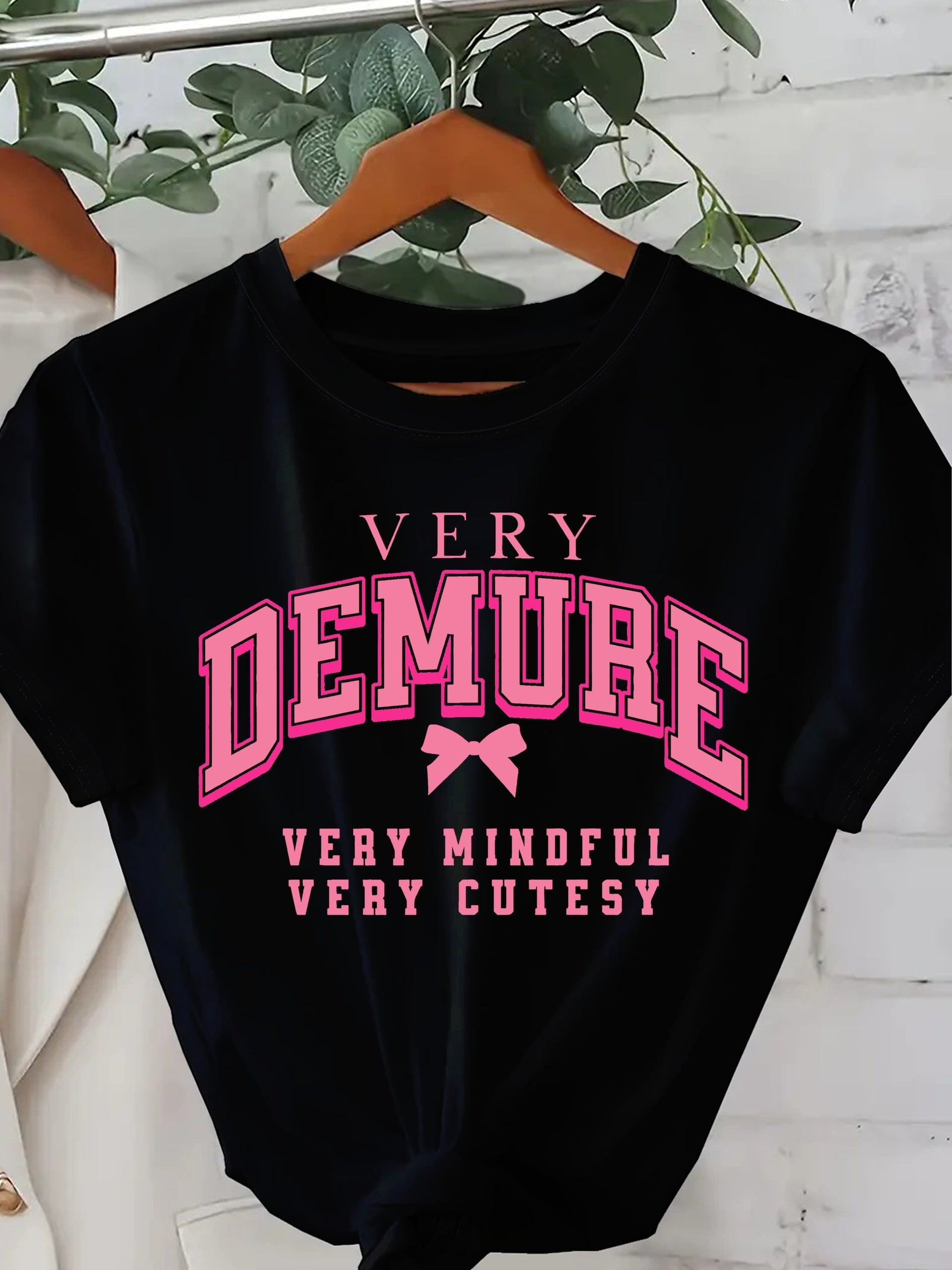 [Soft Graphic Tee] Soft Knit Women's Casual "Very Demure" Graphic Tee - Short Sleeve, Round Neck, Spring/Summer Fashion Top, White with Pink Print, Nontransparent Material, Bow Detail Shirt, Fitness Attire SS69
