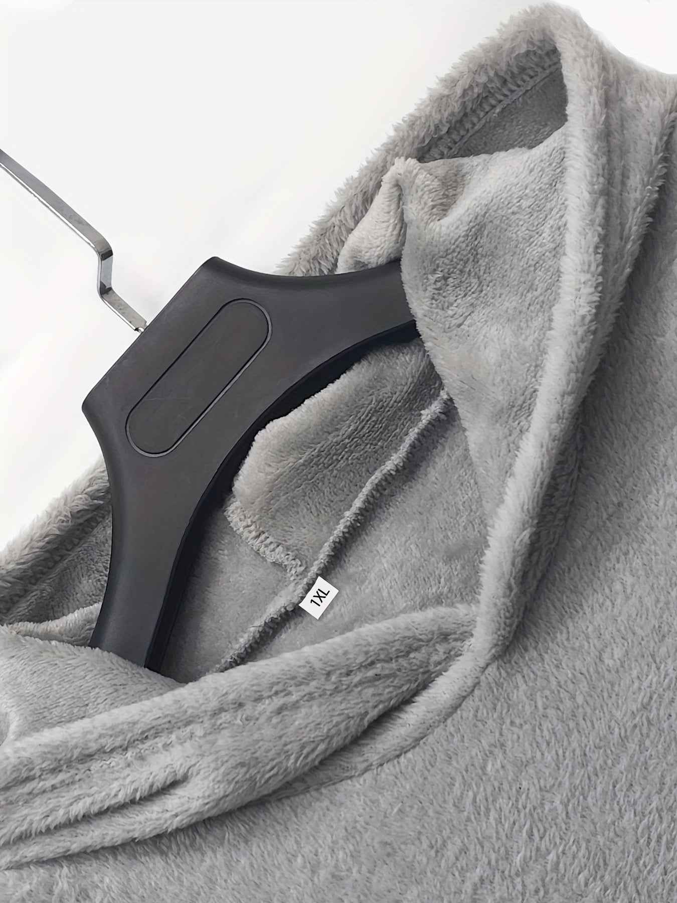 Plus Size - A Group of Dogs with a Letter Print on The Back, Featuring a Thick Fleece Set for Plus-Size Women'S Autumn And Winter Loungewear.