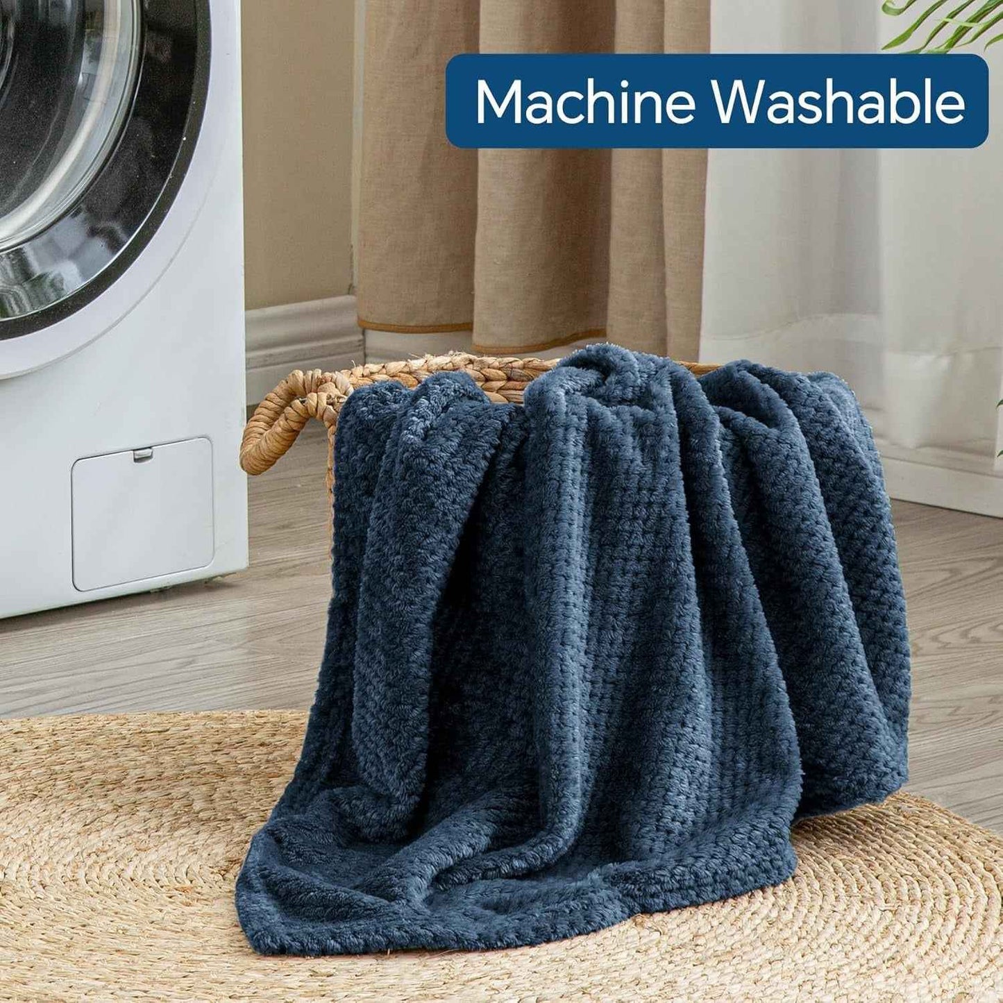 2-in-1 Ultra-Soft Flannel Travel Blanket with Pillow Travel Blanket Airplane Compact with Bag, Portable And Packable 2in 1 Jacquard Travel Pillow And Blanket Set, for Office, Sofa, Airplane & Car with Luggage Cover & Backpack