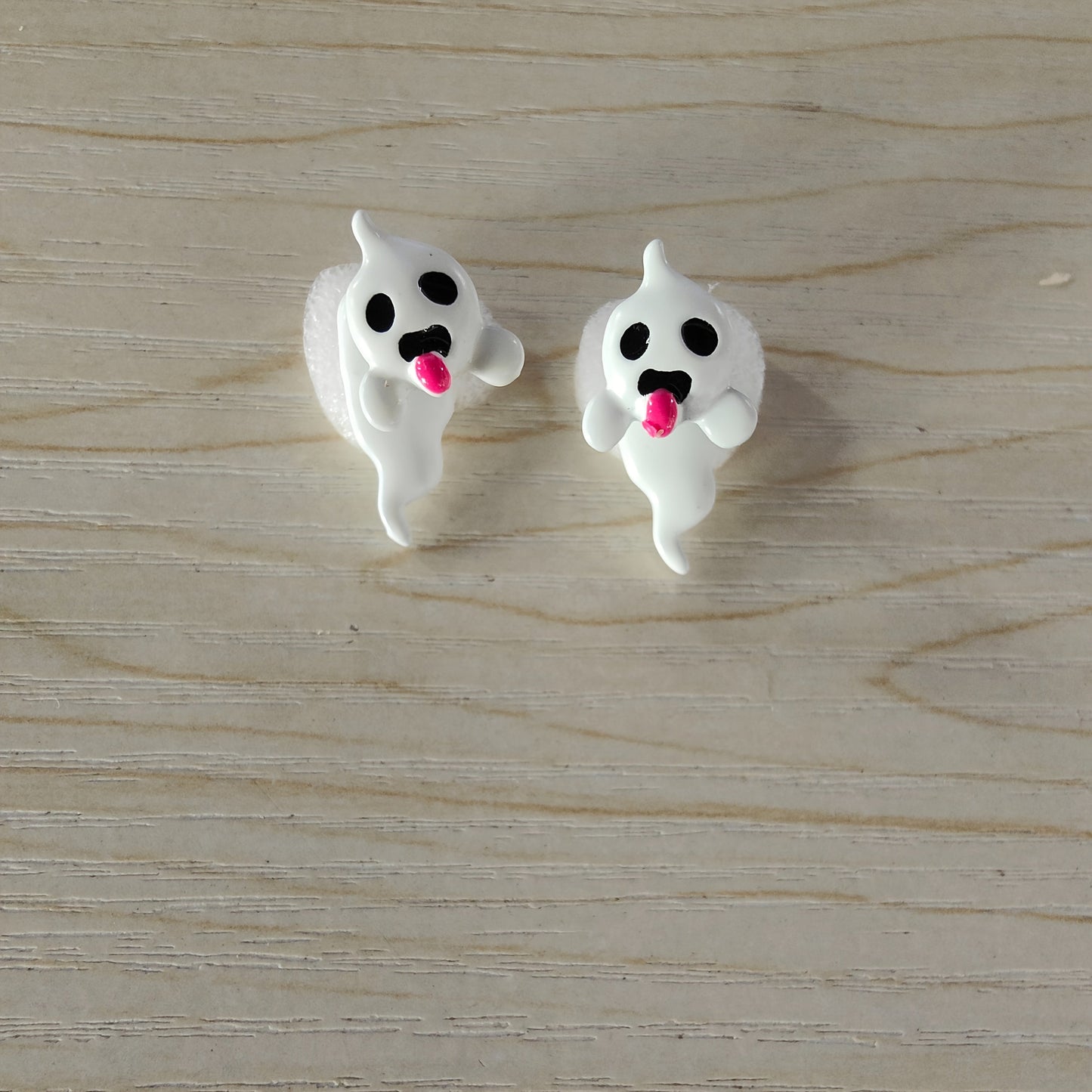 1 Pair Glow-in-the-Dark Halloween Little Ghost Earrings - Cute & Quirky Teenager'S Accessories with Playful Designs, White Alloy, Perfect for Parties & Halloween Celebrations, Halloween Accessories, For Teenager SS69