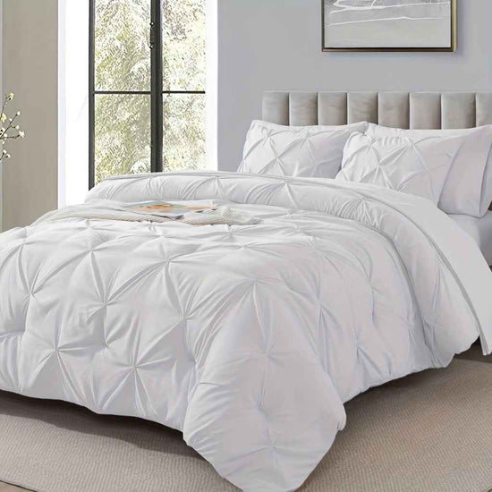 Cosybay 7pcs Comforter Set, Luxury Soft Fluffy Bedding, 1 Comforter 1 Fitted Sheet 1 Flat Sheet 4 Pillowcases & Pillow Cover, All Season Quilt Set Queen, Hypoallergenic Breathable Easy Care, Valentine's Day Gifts School Hallo