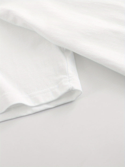 Women'S White Anime Gothic T-Shirt - Cute Kawaii Anime Characters & "Magic Reality" Print with Japanese Text, Soft Breathable Round Neck Short Sleeve Casual Summer Top for Daily Wear & Themed Parties, Comfortable Material, Re SS69