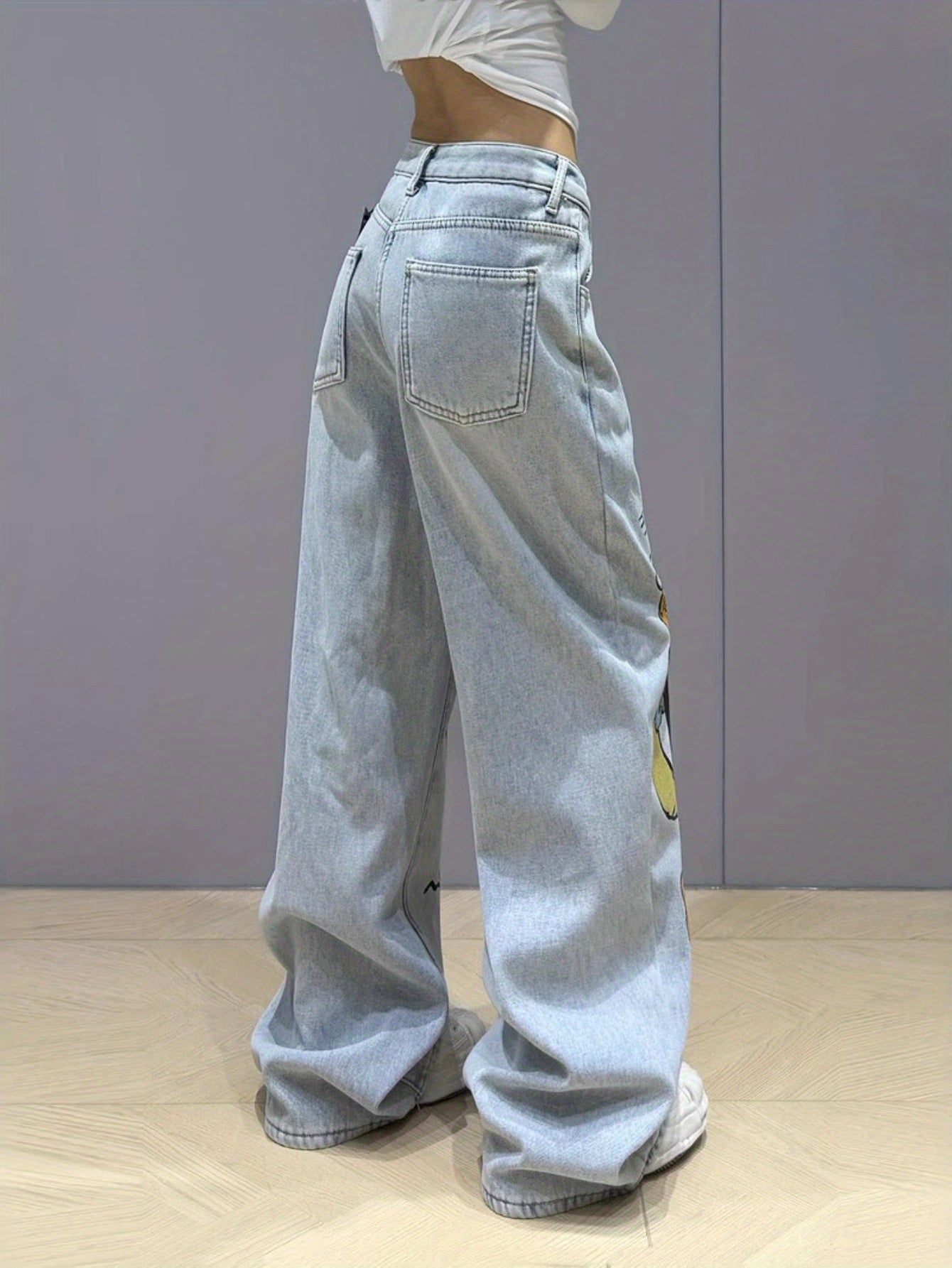 2025 new cartoon graffiti straight jeans for women light color casual versatile loose slim washed mopping trousers SS69