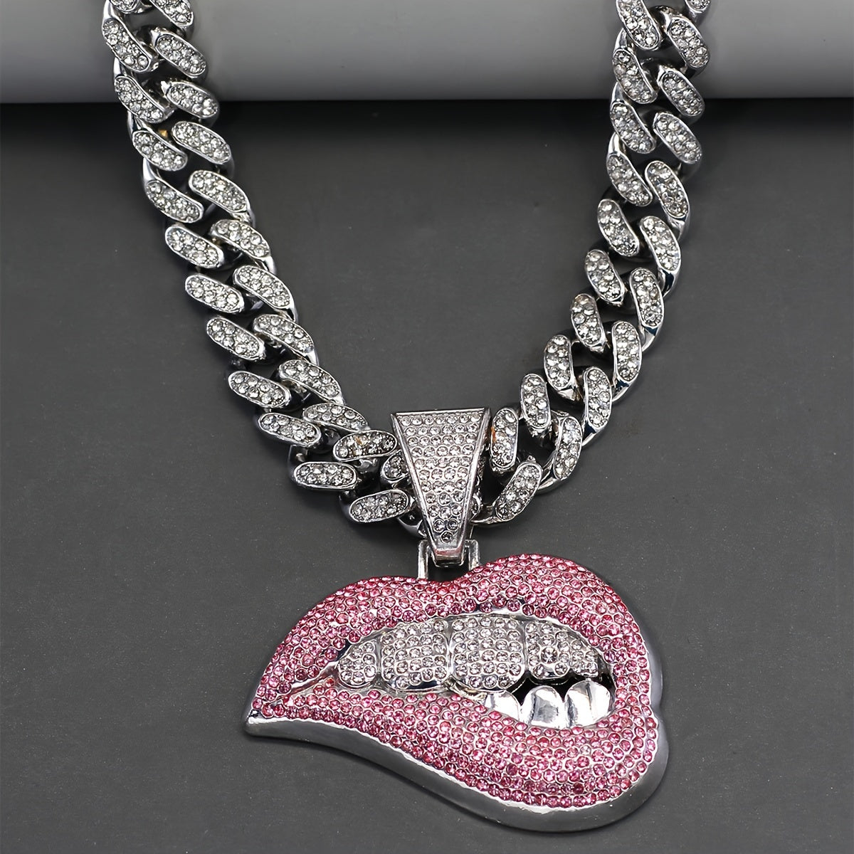 Shiny Lips Pendant Necklace - Unisex Hip-Hop Ice Cuban Link Miami Necklace, 1 Piece SS69 9.69 【silvery】 / 17.72inch
