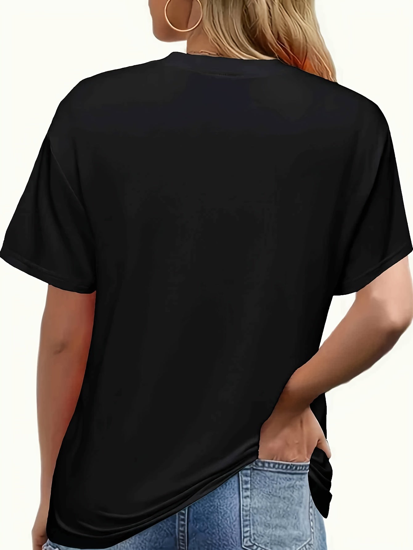 [Halloween T-Shirt] Women's Halloween T-Shirt - Cute Librarian Reading Graphic, Deep Gray Ghost Library Design, Casual Party Wear, Machine Washable, Perfect for Teachers & Holiday Costumes, Halloween Shirts SS69