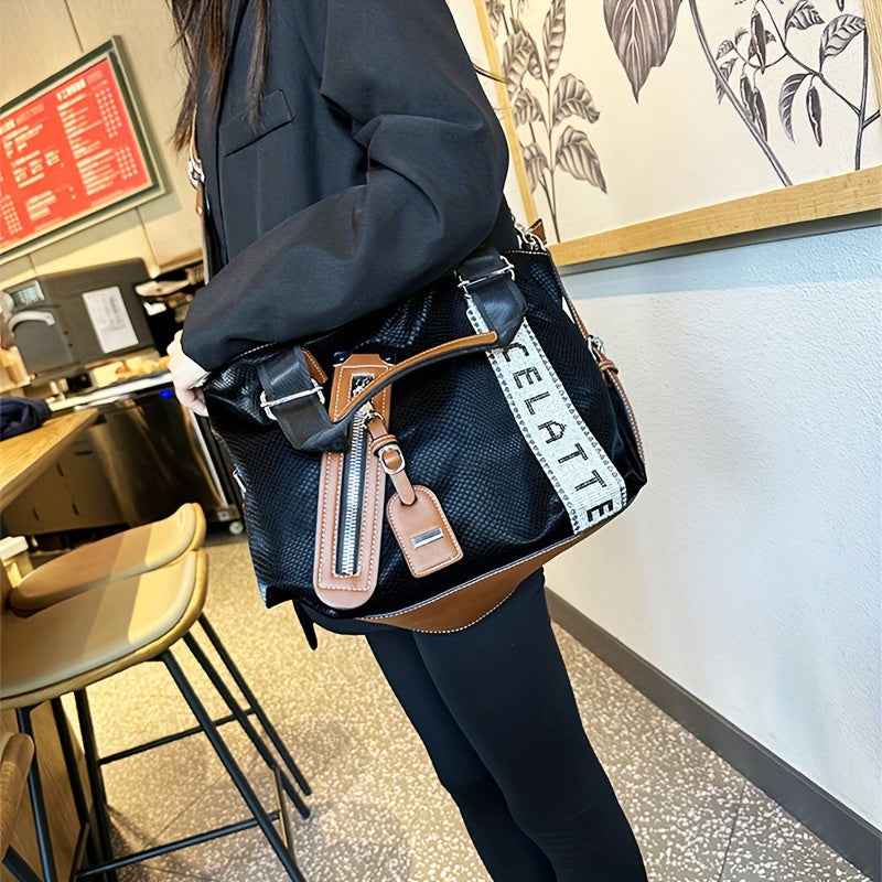 Ladies' Tote Bag, a Spacious Handbag for Travel, Can Be Carried on The Shoulder Or Crossbody.