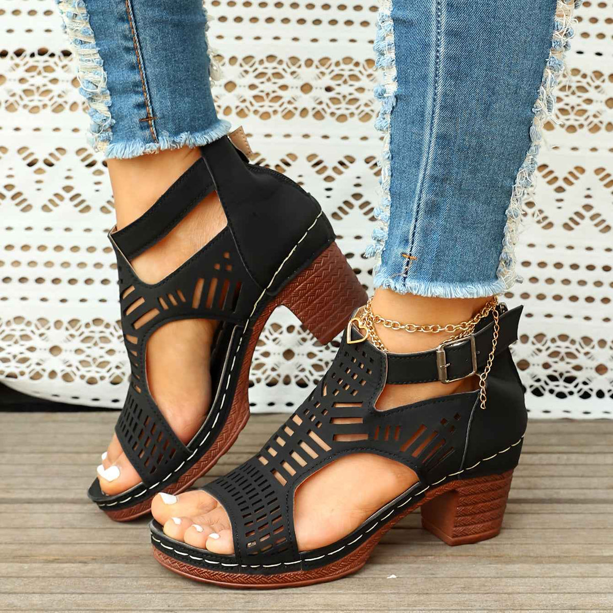 Women'S Summer Open-Toe Heel Sandals- Black Perforated Hollow Design, Ankle Strap And Zipper Closure, Stylish Breathable Casual Outdoor Shoes, Large-Size High-Heeled Sandals, Size US6-US11