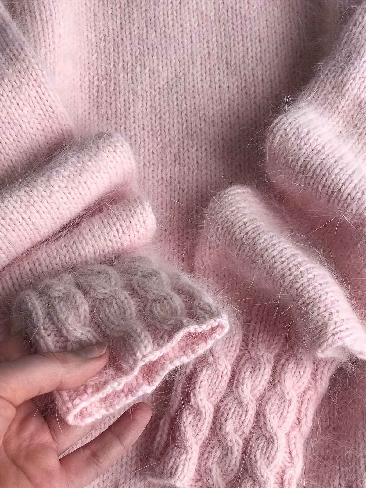 Plus Size, Women's Thick Warm Sweater - Soft Elegant High Neck Pullover Sweater Suitable for Fall/Winter, Cozy Winter Sweaters 2025 New Arrival Solid Color Blouses