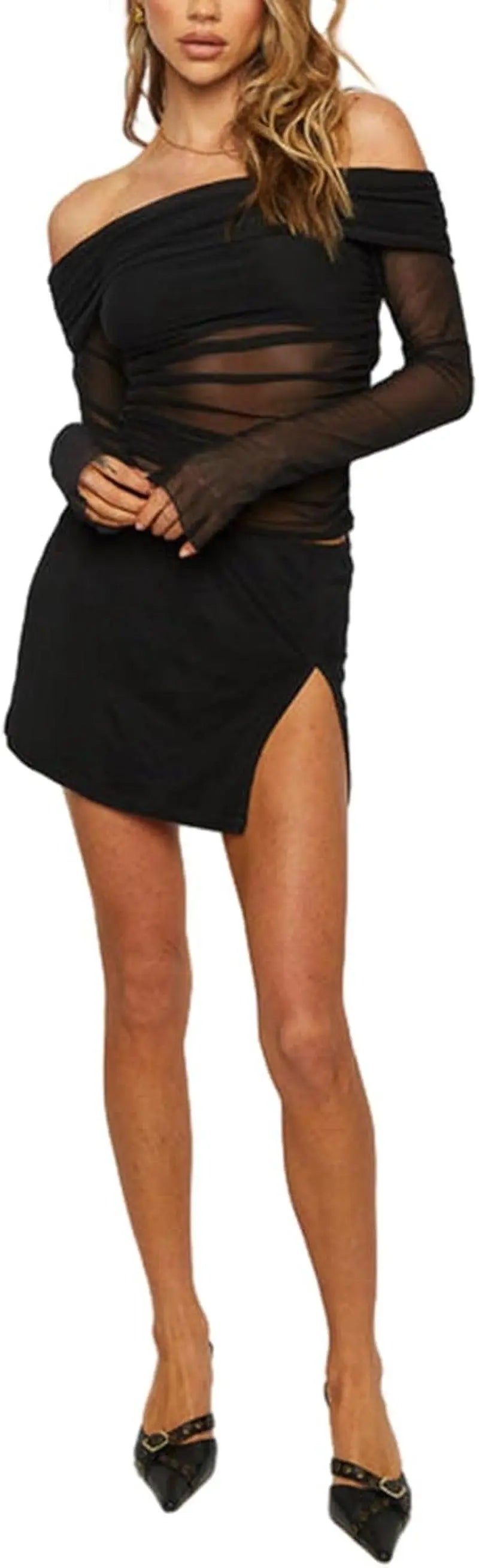 Black crop top featuring long transparent sleeves - SS69