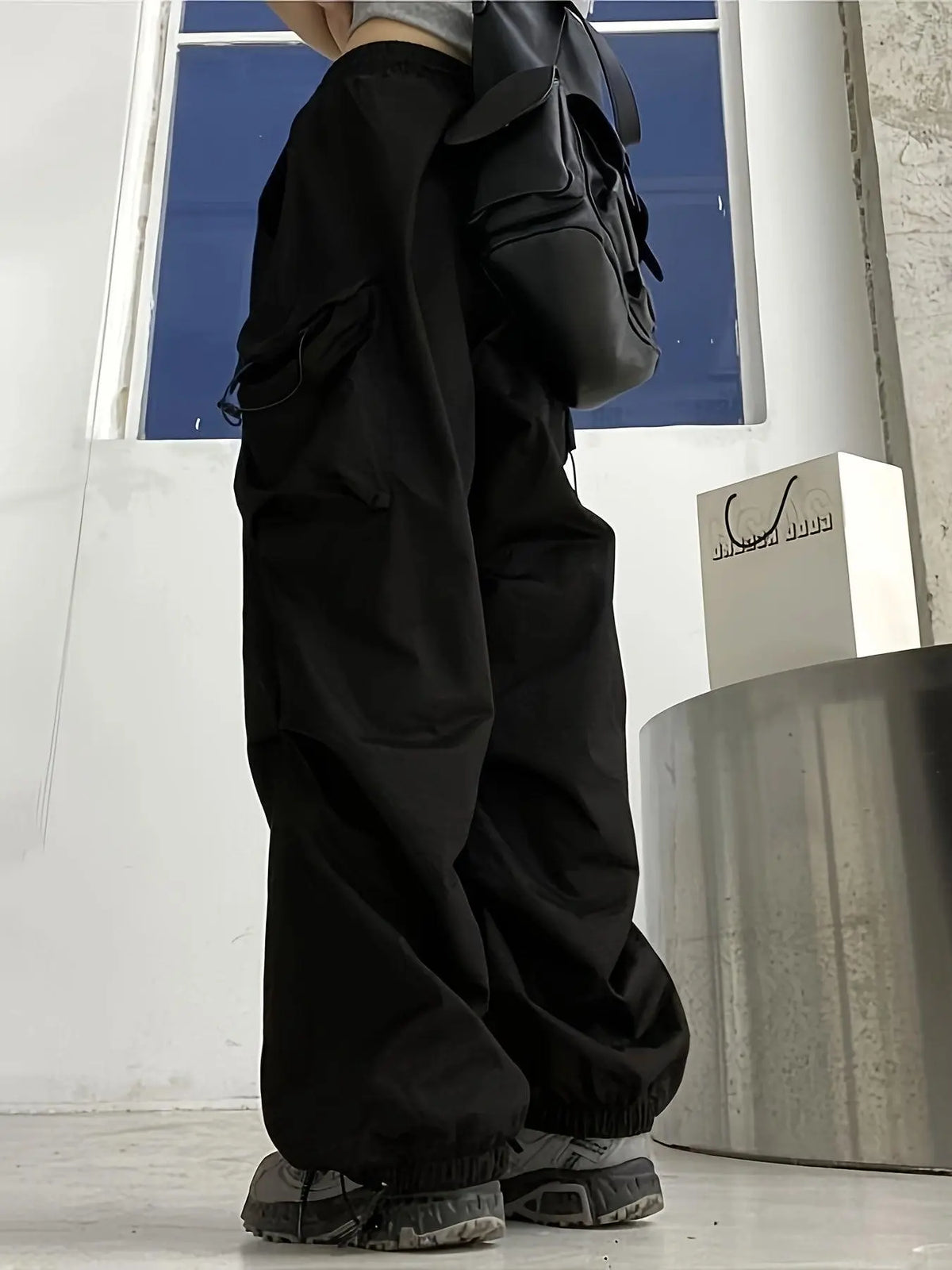 Chic High-Waist Wide-Leg Pants with Oversized Pockets - Casual, Non-Stretch Polyester, Machine Washable - Solid Color, All-Season Women's Fashion SS69