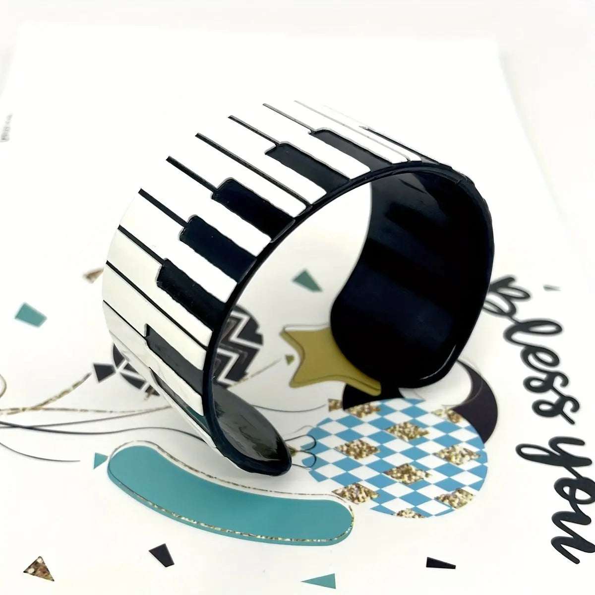 Chic Piano Keyboard Acrylic Cuff Bracelet - Perfect for Music Lovers & Festivals, All-Season Wear SS69