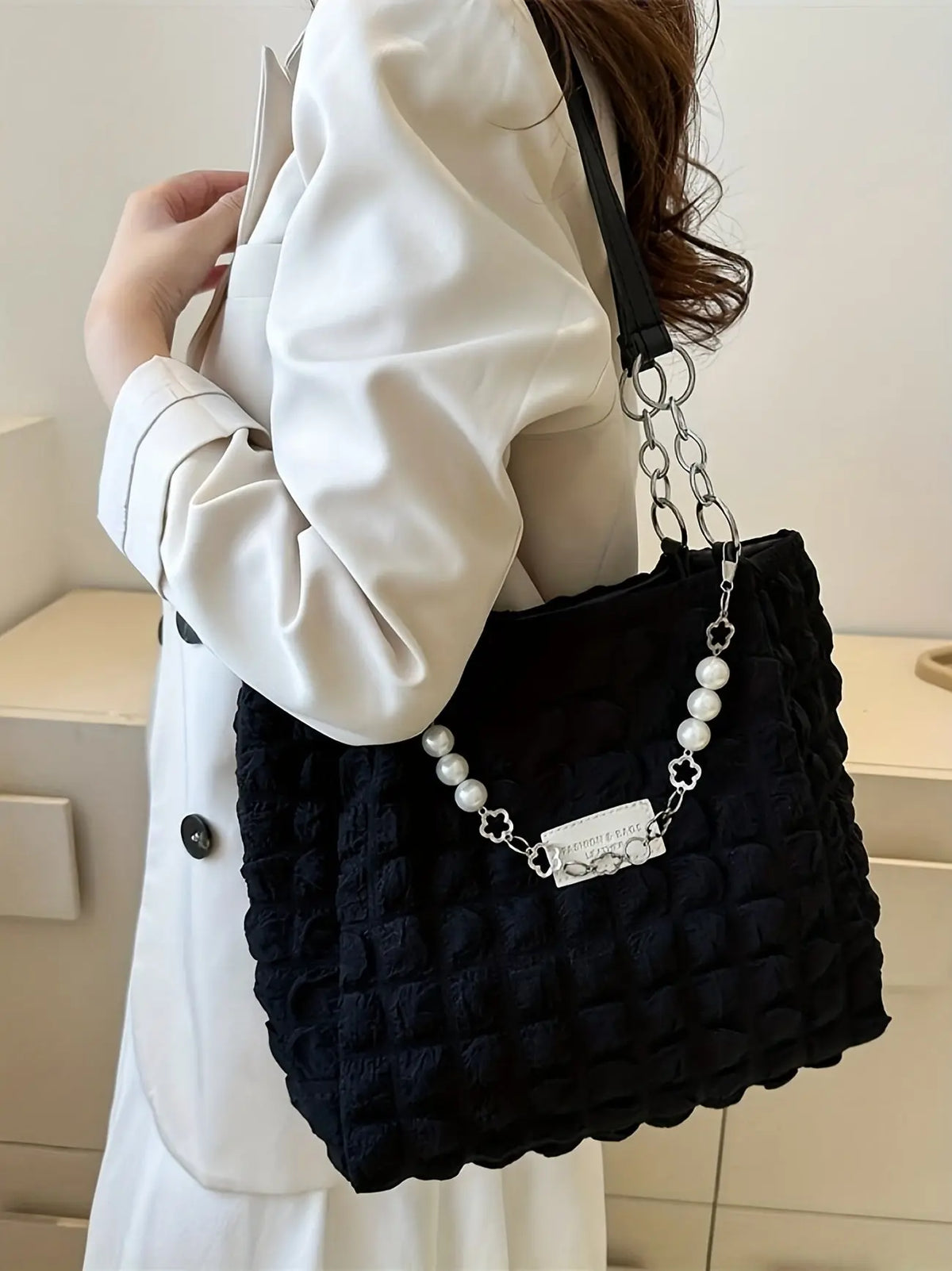 Chic Pleated Cloud Shoulder Bag - Bubble Ruched Tote with Soft Comfort - Fashionable Everyday Accessory for Women - SS69