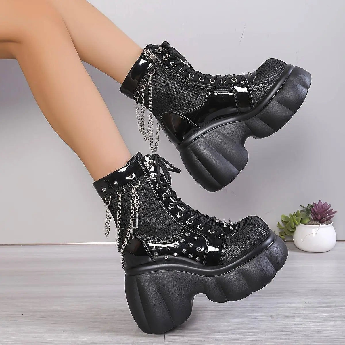 Chic Women's Fleece-Lined Platform Ankle Boots - Comfortable Side Zip Wedge Heels, Versatile Black Short Boots for Fall & Winter - SS69