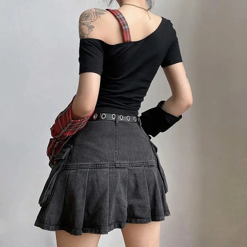 Classic Asymmetrical Women's Grunge Punk Arm Gloves Cold Shoulder Red Star Pattern Black Crop Top Y2k E-girl T-shirt - SS69