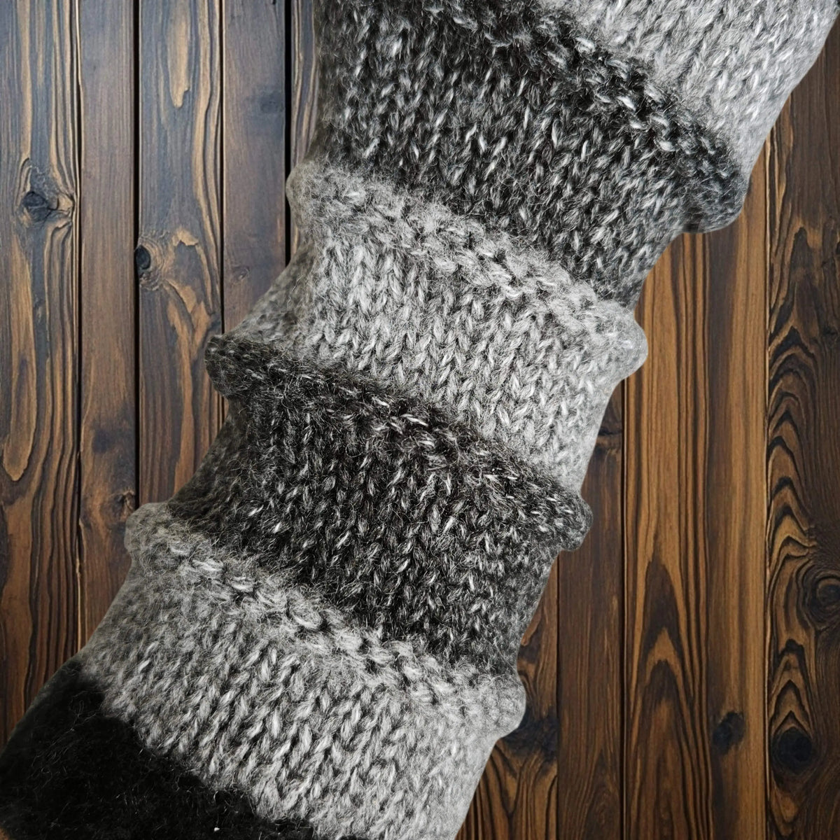 Cozy Knit Fingerless Gloves for Women - Stretchy, Warm Fleece Blend with Color Block Design, Perfect for Autumn & Winter SS69