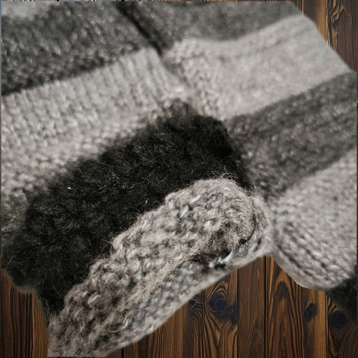 Cozy Knit Fingerless Gloves for Women - Stretchy, Warm Fleece Blend with Color Block Design, Perfect for Autumn & Winter SS69