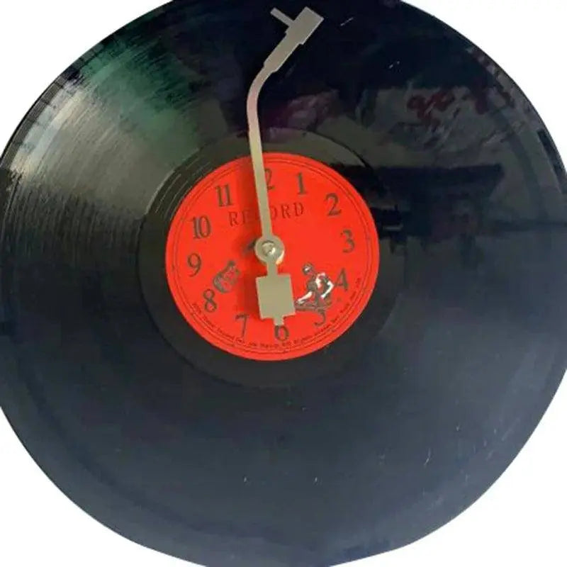 European Retro Nostalgic Ultra-Quiet Clock Vinyl Record Personality Wall Clock Cafe Bar Decorative Wall Clock SS69