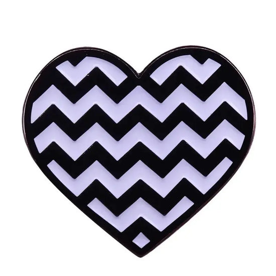 Funny TV Twin Peaks Badges Enamel Pin Brooch Cute Anime Lapel Pins for Backpacks Brooches Fashion Jewelry Accessories Gifts SS69 7.69 19