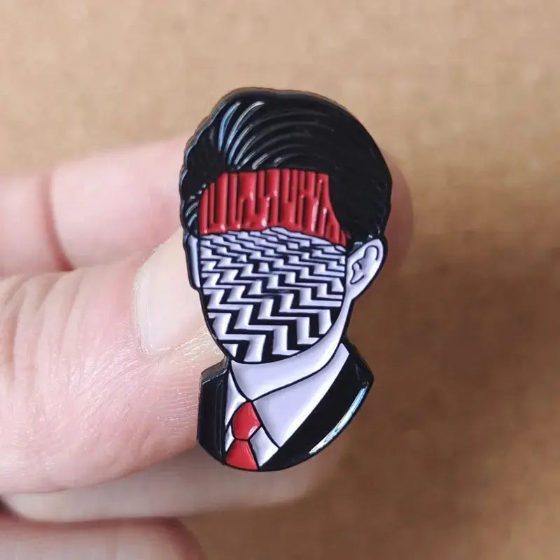 Funny TV Twin Peaks Enamel Pins Venus Badges Lapel pins Brooches Women Men Jewelry Accessories For Gifts SS69
