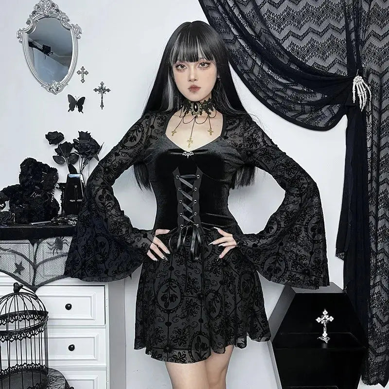 Goth Dark Elegant Vintage Mall Gothic Velvet Dresses Grunge Punk Style Flocked Bandage Dress Women Flare Sleeve Party Alt Outfit SS69
