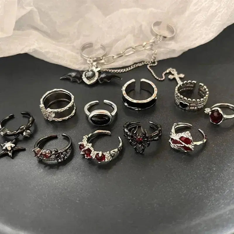 Gothic Fashion Rings For Women Girls Crystal Black Spider Open Ring Hip Hop Punk Irregular Animal Finger Jewelry Halloween Gift SS69