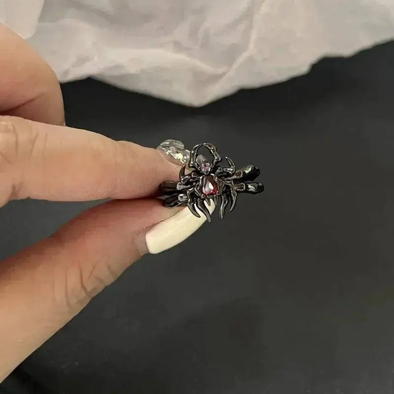 Gothic Fashion Rings For Women Girls Crystal Black Spider Open Ring Hip Hop Punk Irregular Animal Finger Jewelry Halloween Gift SS69 7.69 6