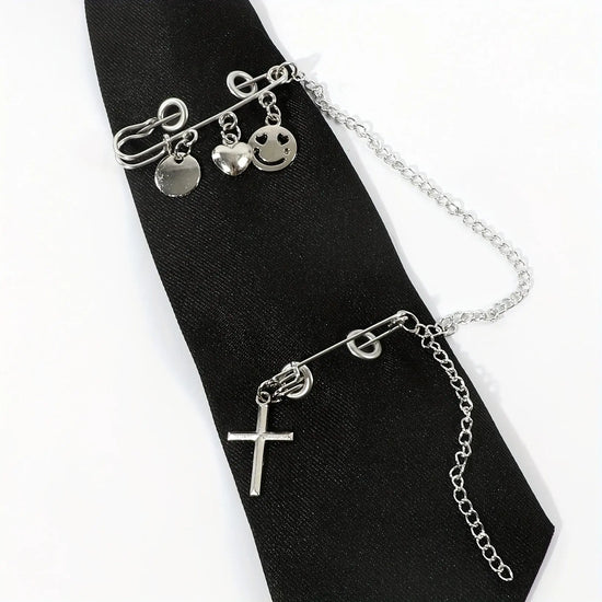 Gothic Punk Heart Tassel Pin-Up Necktie for Women - Perfect for Halloween & Party Outfits, Polyester SS69