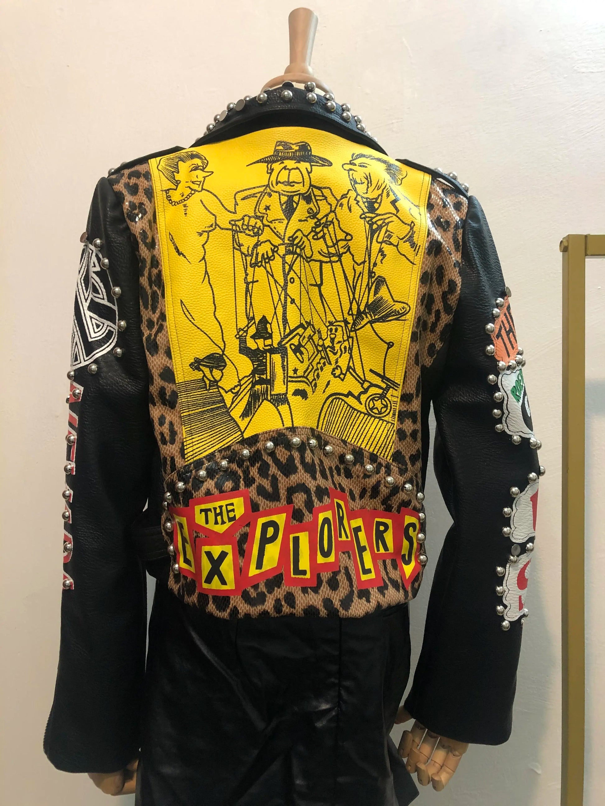 Autumn spring Locomotive graffiti cartoon pu Leather Jacket female Punk Style was thin Motorcyle Jackets Coat with belt F1962 SS69